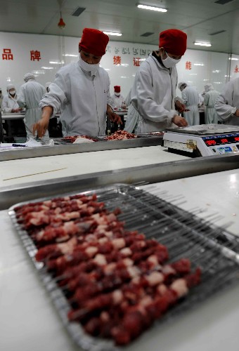 内蒙古肉食品企业加紧生产保供应